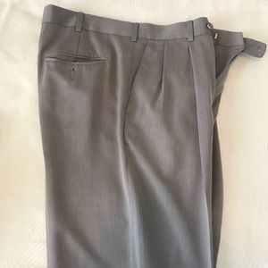 Perry Ellis men’s dress slacks 33x32